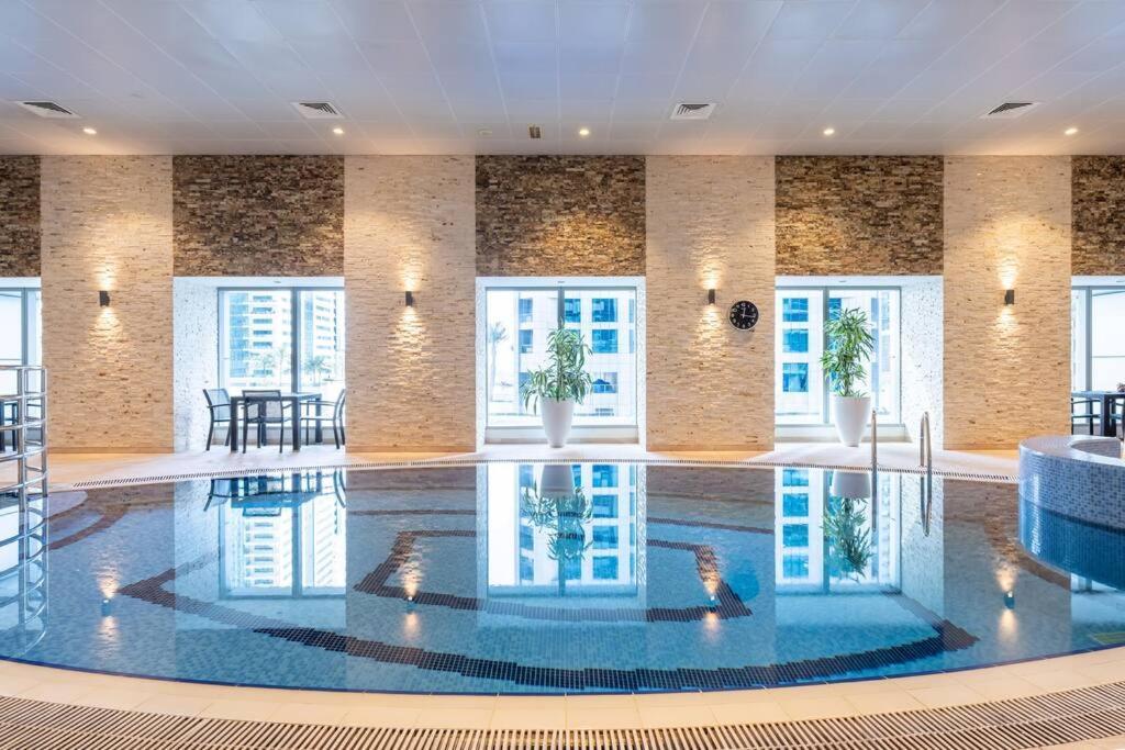 Apartment 87 Floor Penthouse Full Sea View 5 Bhk Dubai